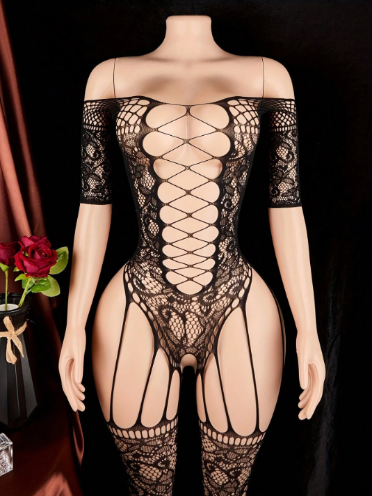 Malla semitransparente, perfecto para noches románticas.